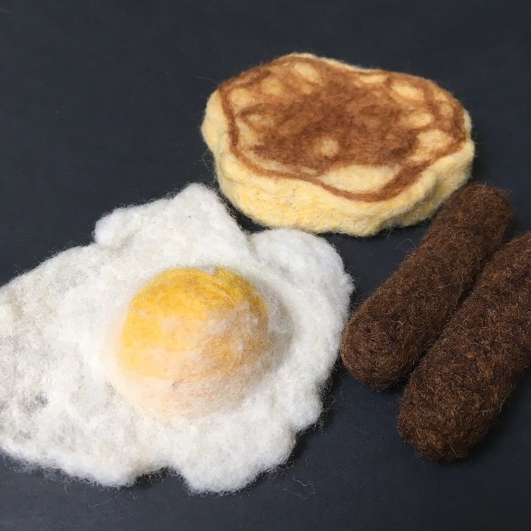 Needle felted egg and muffin